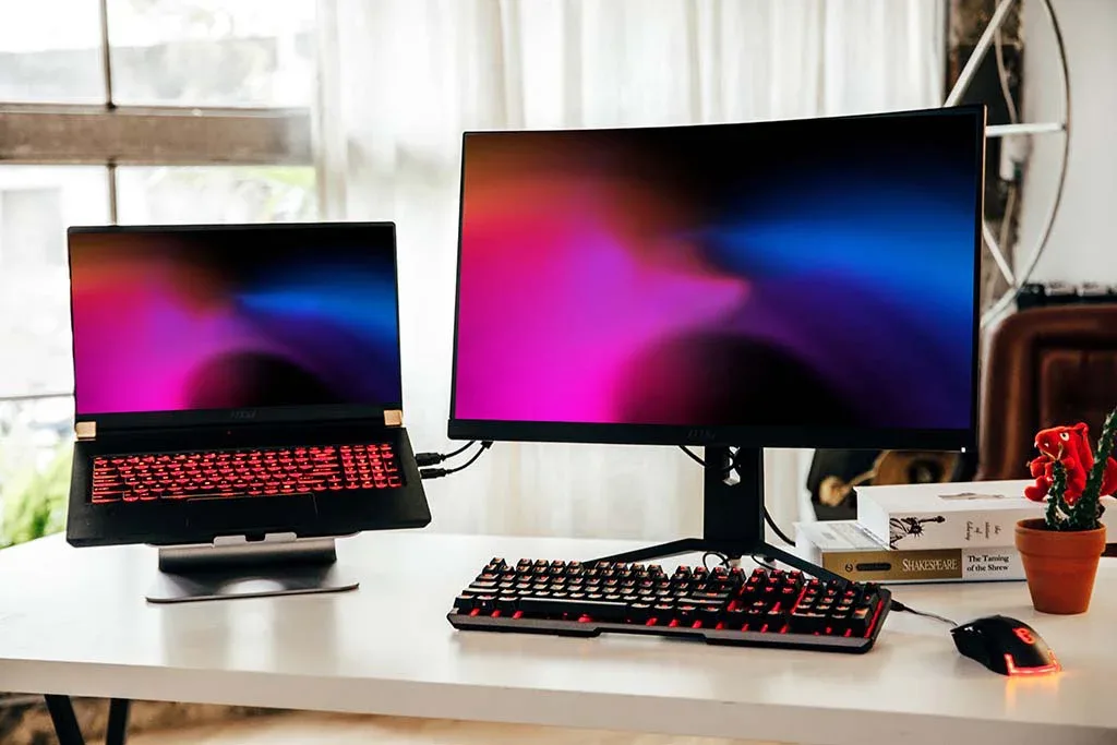 اتصال مانیتور به لپ تاپ